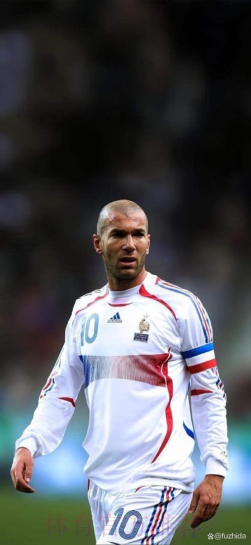 姆巴佩:始终尊重德尚 齐达内是否接手非我决定 姆巴佩:始终尊重德尚 齐达内是否接手非我决定